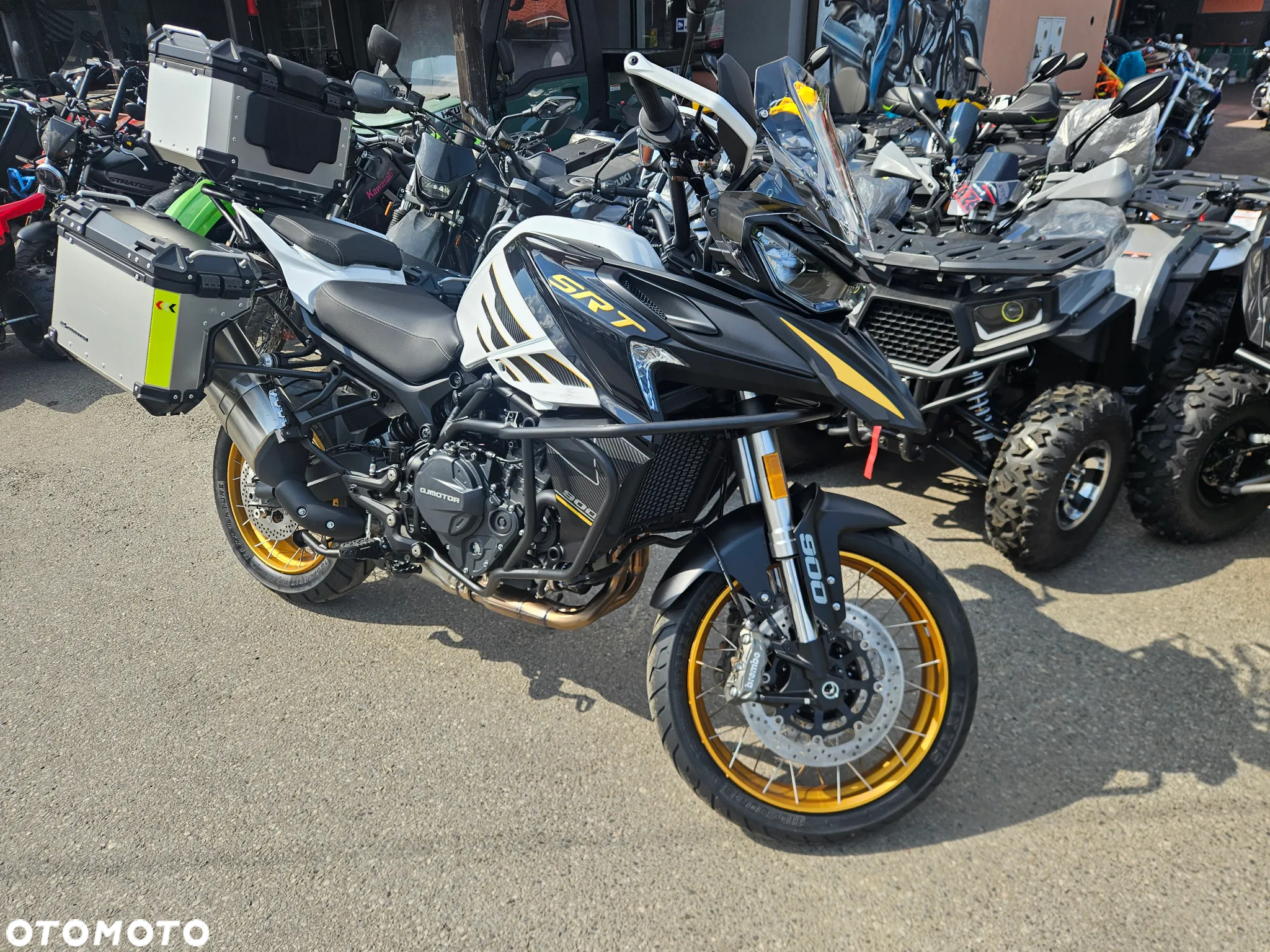 QJMOTOR 900 S - 19