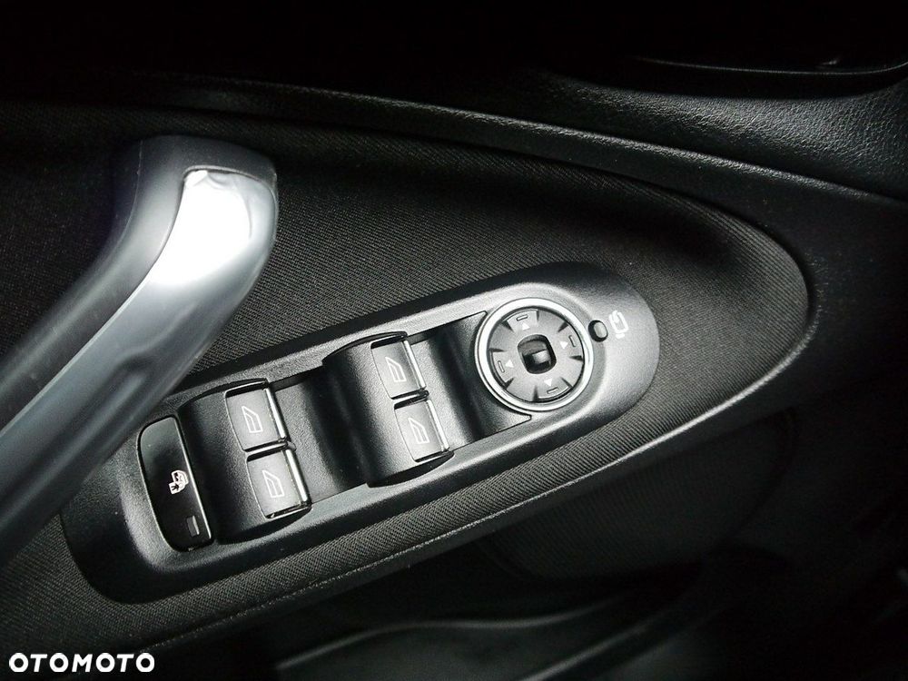 Ford S-Max 2.0 TDCi Trend - 38