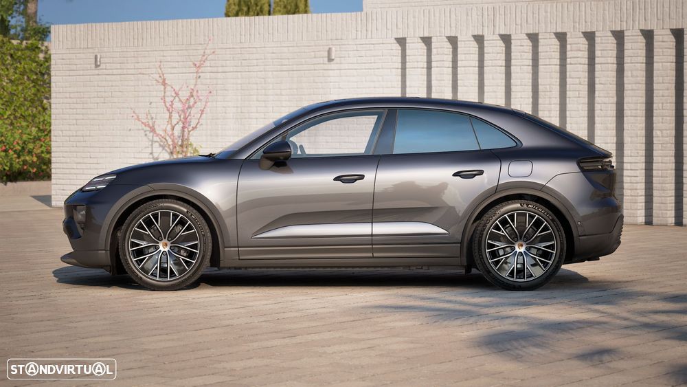 Porsche Macan Electric 4 - 2