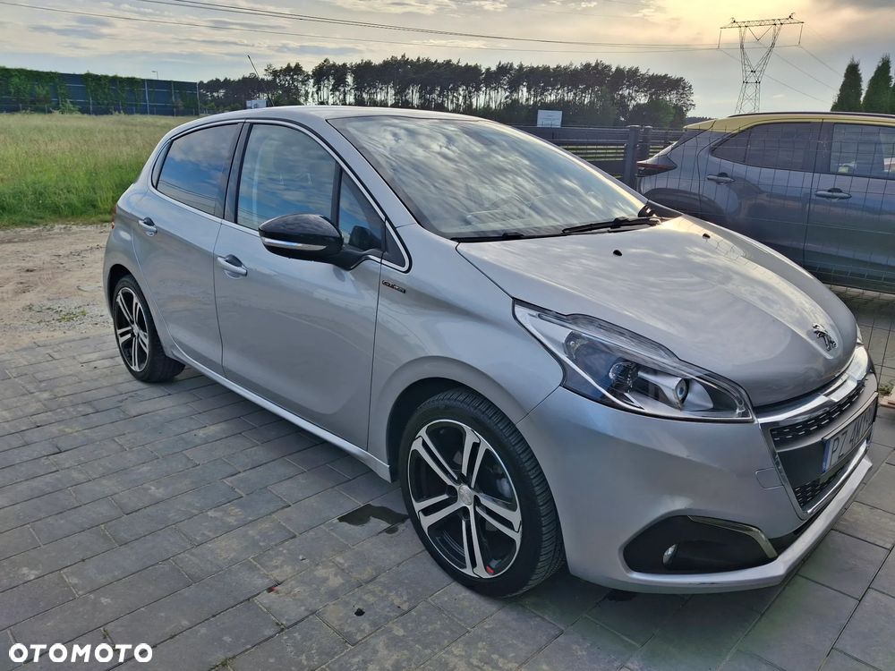 Peugeot 208 PureTech 110 Stop & Start Tech Edition - 1
