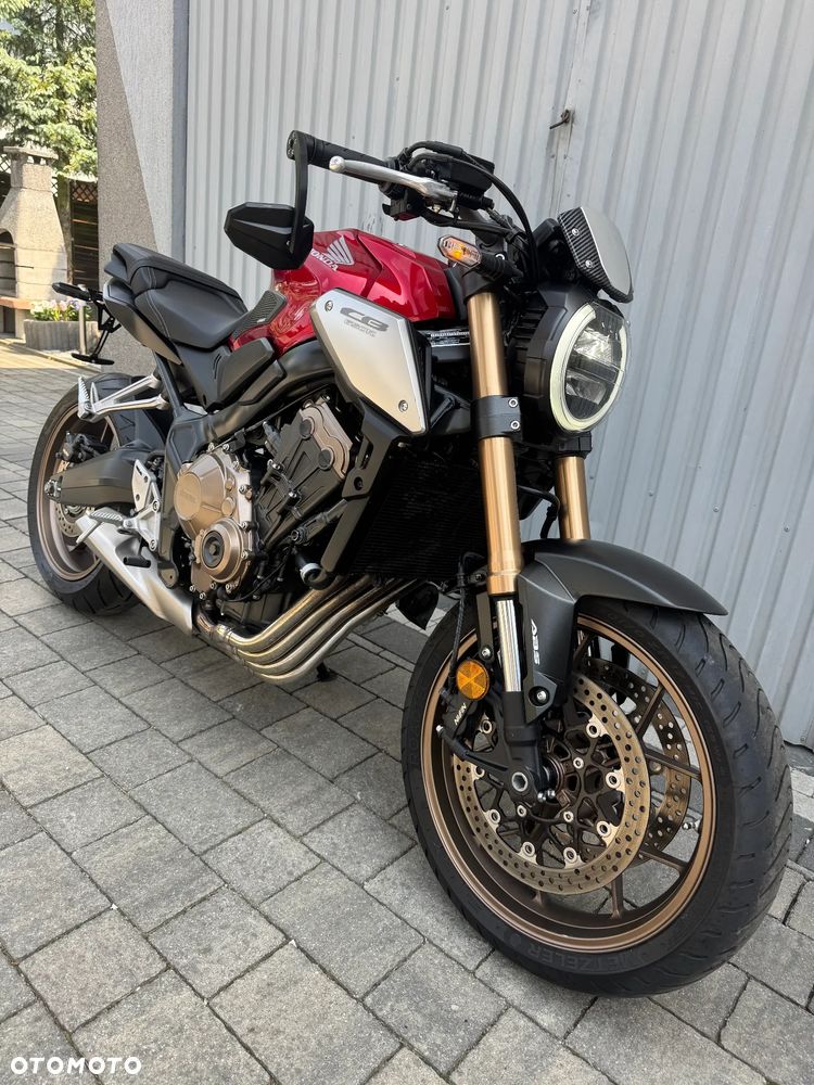 Honda CB - 2