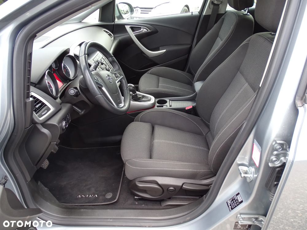 Opel Astra 1.4 Turbo Active - 26