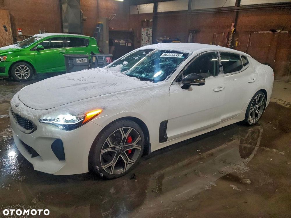 Kia Stinger 3.3 T-GDI AWD GT - 2