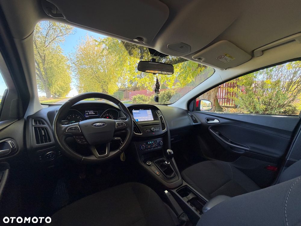 Ford Focus - 10