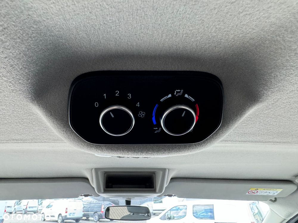 Ford Transit Custom Kombi-Van 320 L2H1 Trend - 18