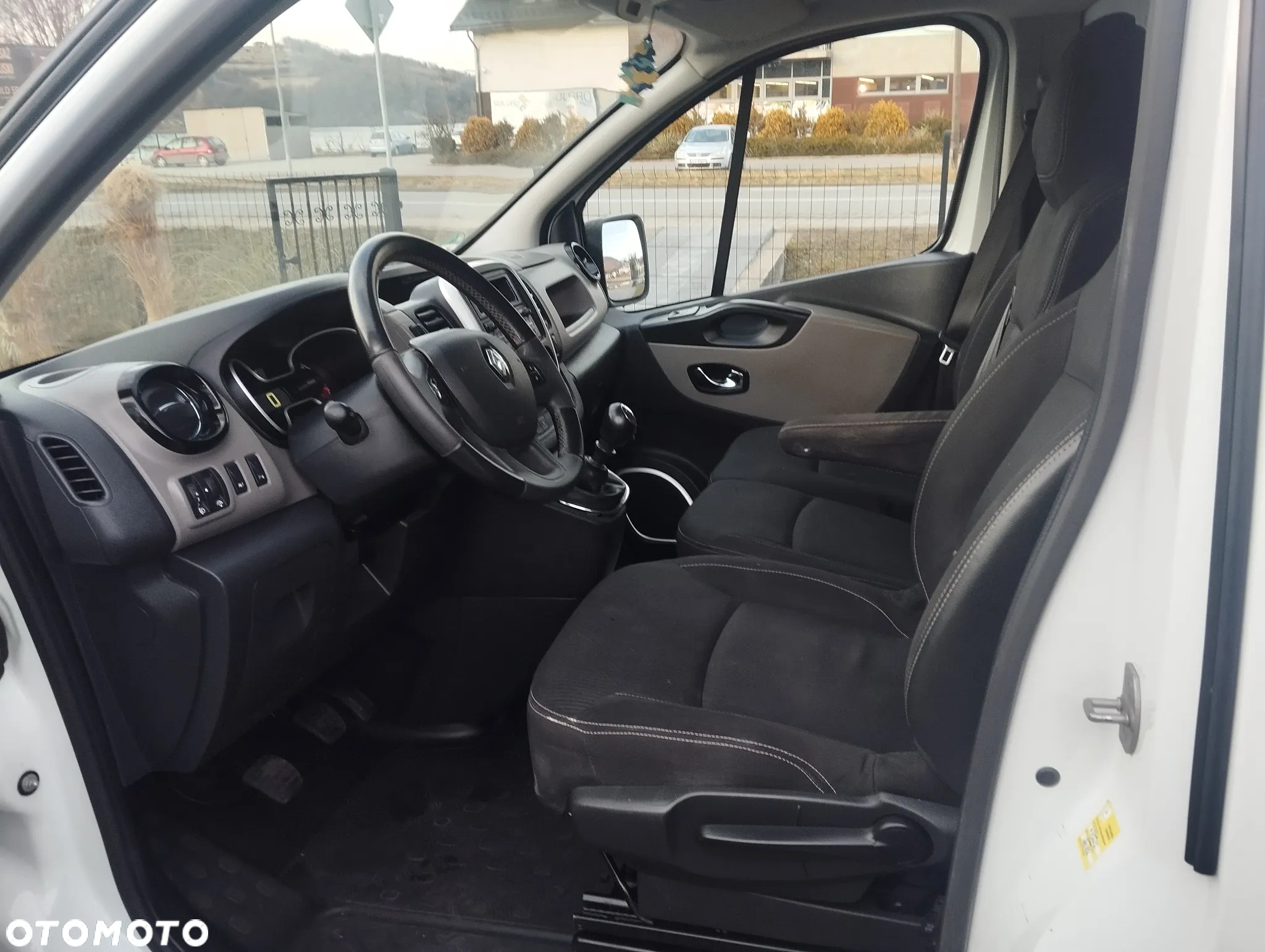 Renault Trafic ENERGY dCi 145 L2H1 Komfort - 5