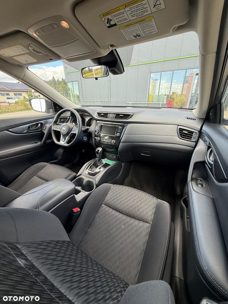 Nissan Rogue - 14