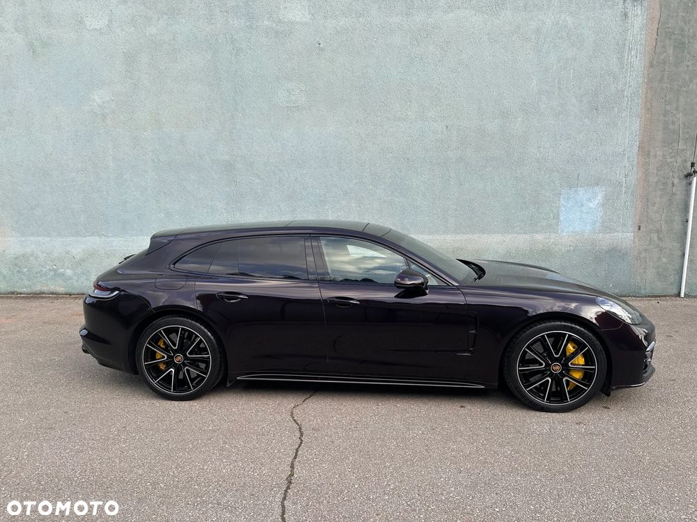 Porsche Panamera Turbo S Sport Turismo - 15