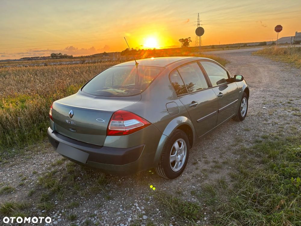 Renault Megane 1.6 Confort Expression - 6
