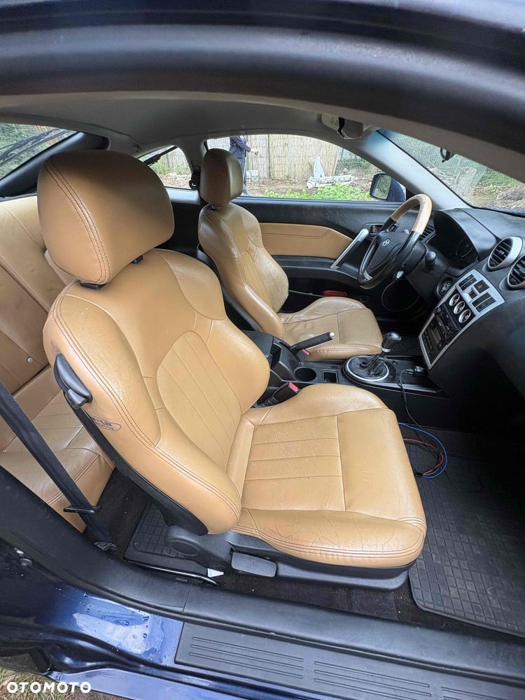 Hyundai Coupe - 6
