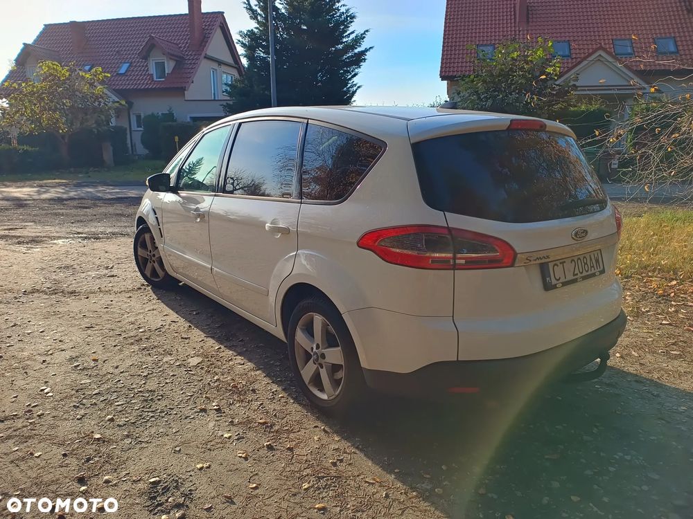 Ford S-Max 2.0 TDCi DPF Titanium - 6
