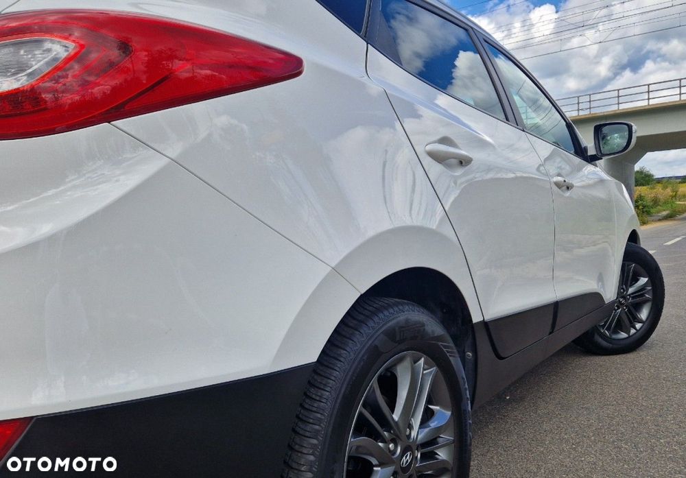 Hyundai ix35 1.6 2WD Fifa World Cup Edition - 16