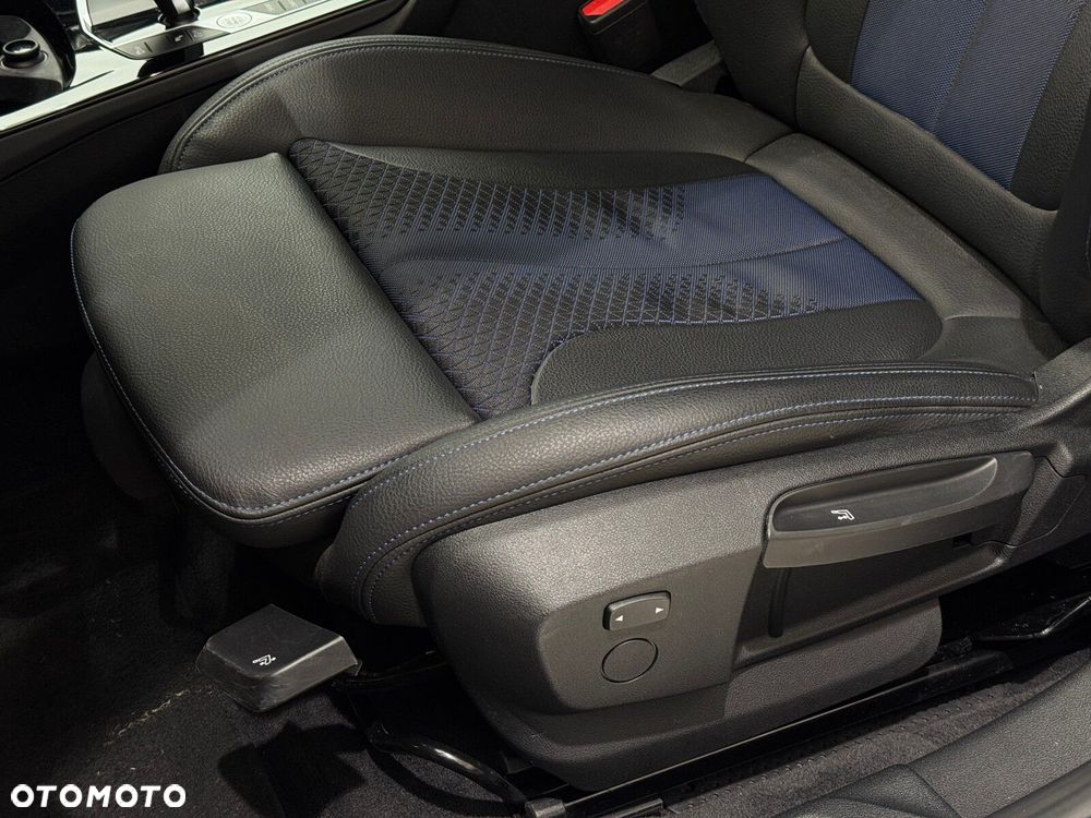 BMW Seria 1 118i M Sport - 11