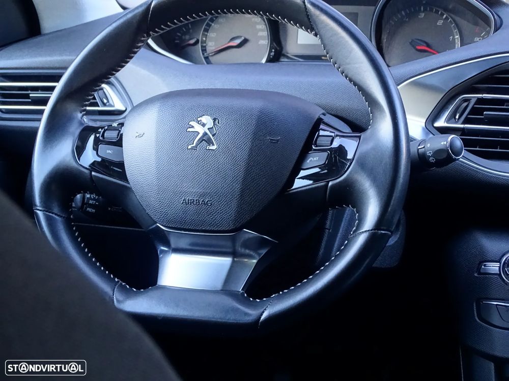 Peugeot 308 1.5 BlueHDi Style - 27