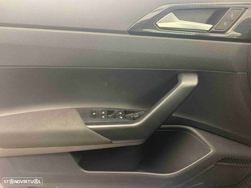 VW Polo 1.0 TSI Urban - 11