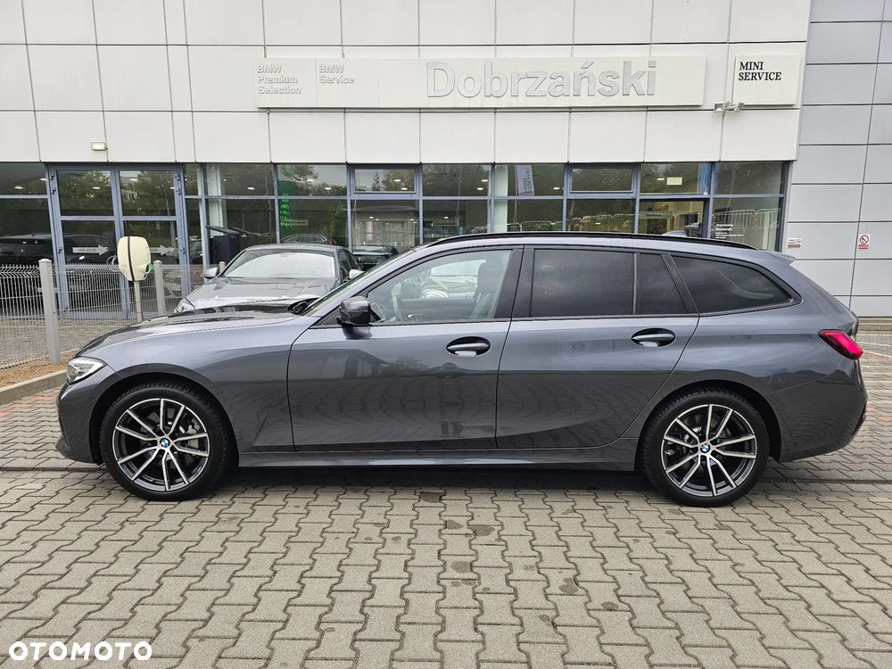 BMW Seria 3 330d xDrive Sport Line sport - 13