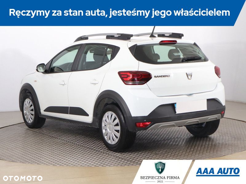 Dacia Sandero - 5