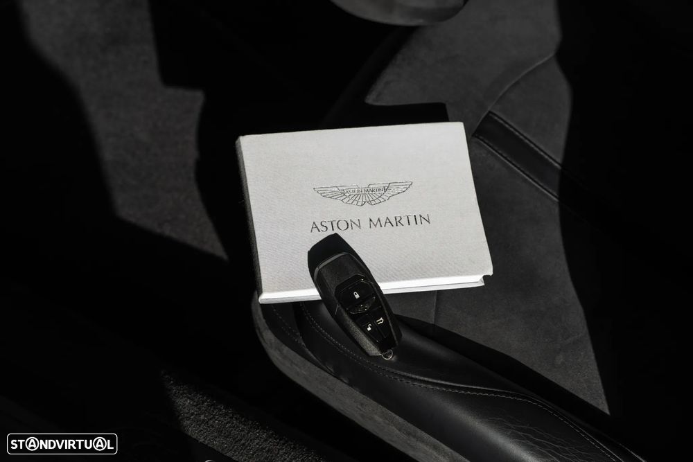 Aston Martin Vantage Roadster V8 F1 Edition - 32