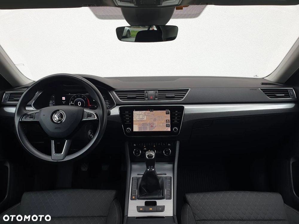 Skoda Superb 1.5 TSI Ambition - 5