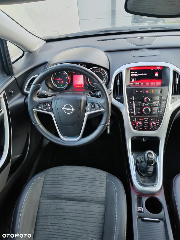 Opel Astra 1.7 CDTI DPF ENERGY - 3
