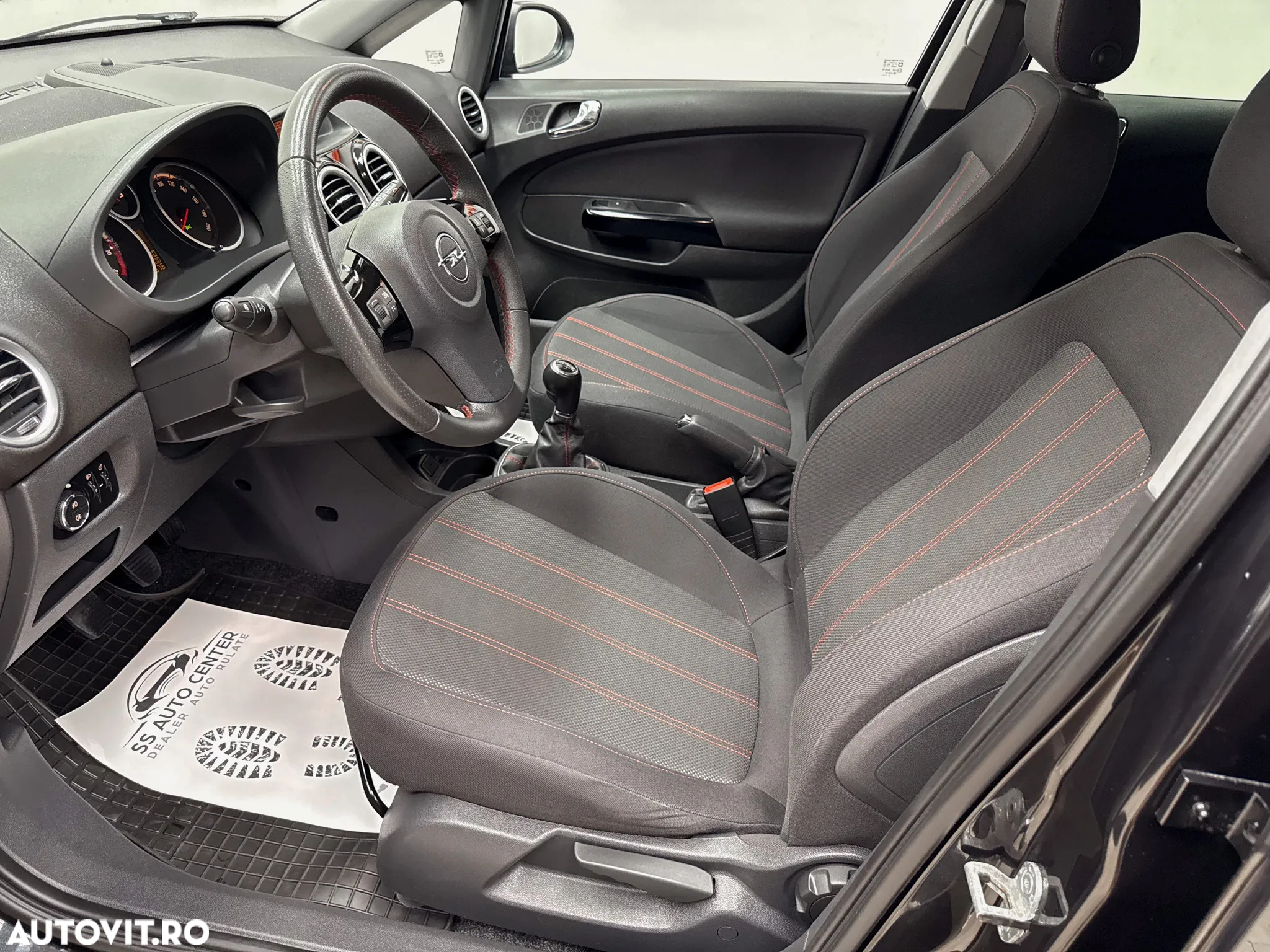 Opel Corsa 1.2 Essentia - 18