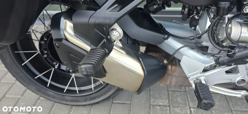 Moto Guzzi Stelvio - 17