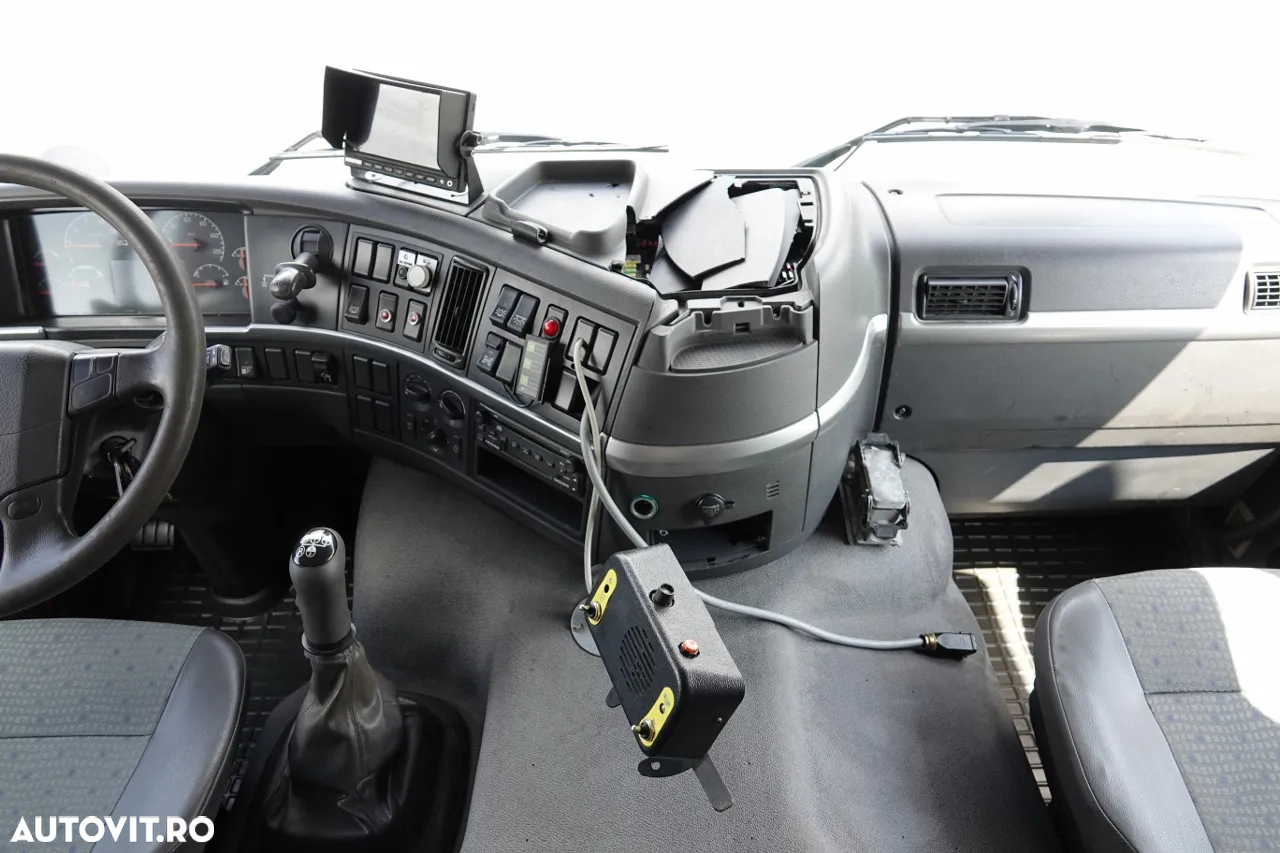 Volvo FM 12.420 / 6x4 / TIPPER / HYDROBLANTA / SPECIAL / CAMION FATA / BORDMATIC / MANUAL / IMPORTAT - 32