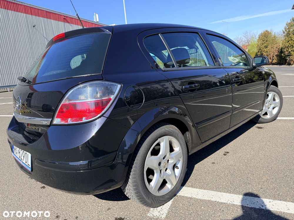 Opel Astra 1.6 Edition 111 Jahre - 5