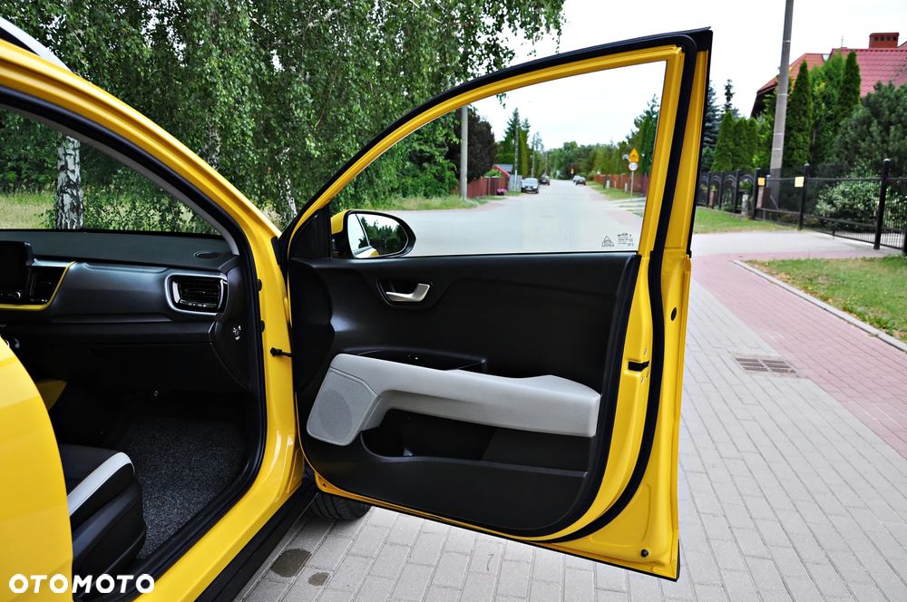 Kia Stonic 1.0 T-GDI L Business Line - 28