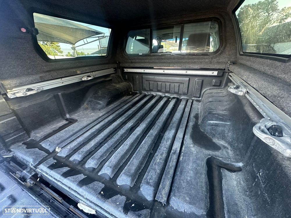 Nissan Navara 3.0 dCi V6 CD LE AT 4WD - 20