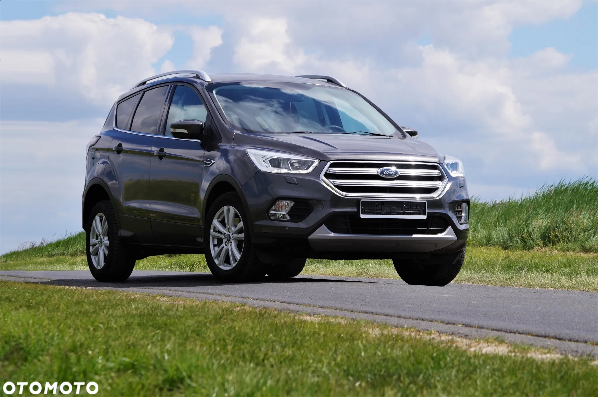 Ford Kuga - 4