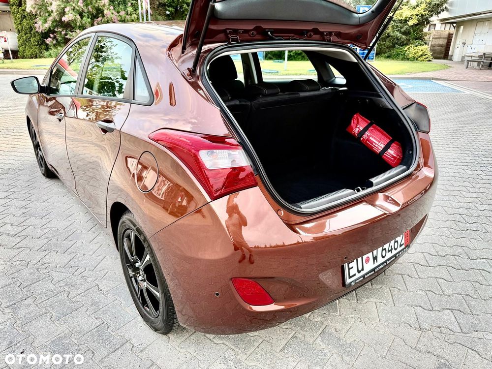 Hyundai i30 - 24