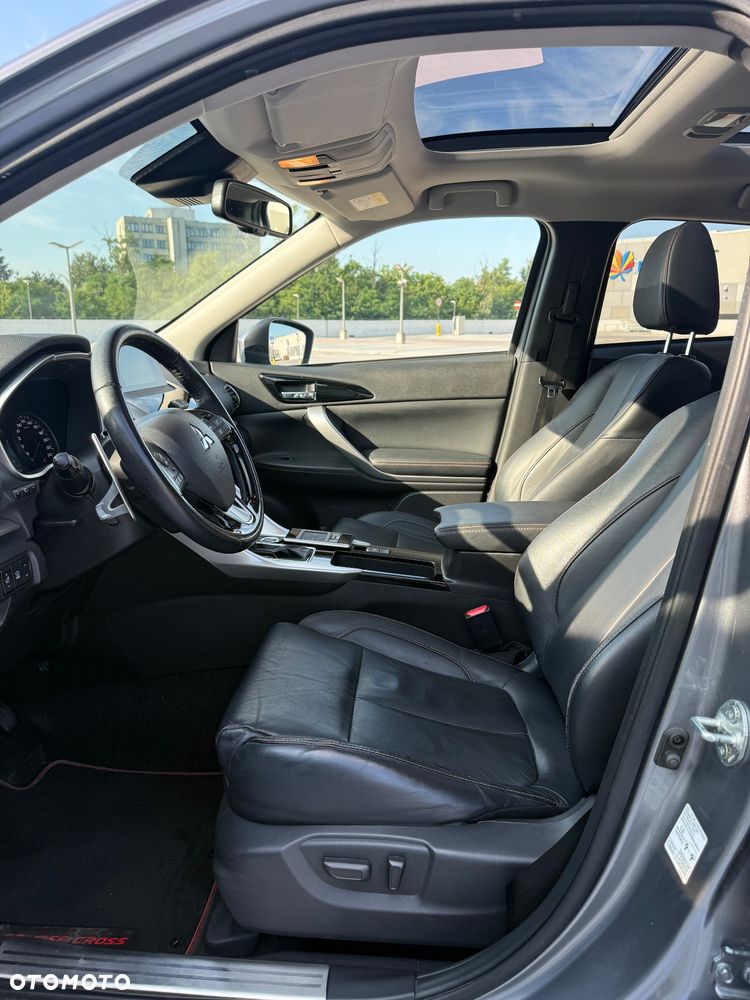 Mitsubishi Eclipse Cross 1.5 T GPF Intense Pro CVT 4WD - 24