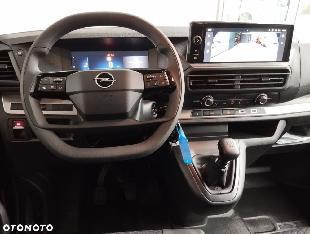 Opel Vivaro - 26