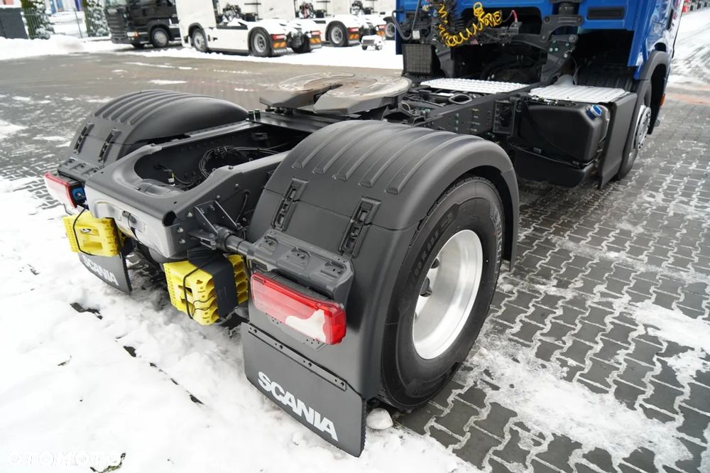 Scania R 450  / RETARDER / PEŁNY ADR /  KLIMATYZACJA POSTOJOWA / ALUFELGI / 2022 ROK / - 15