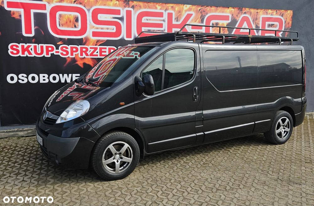 Opel Vivaro - 1