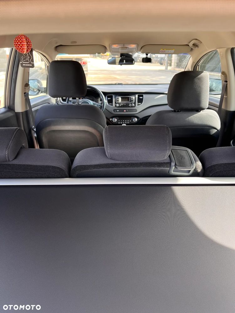 Kia Carens 1.6 GDI L - 6