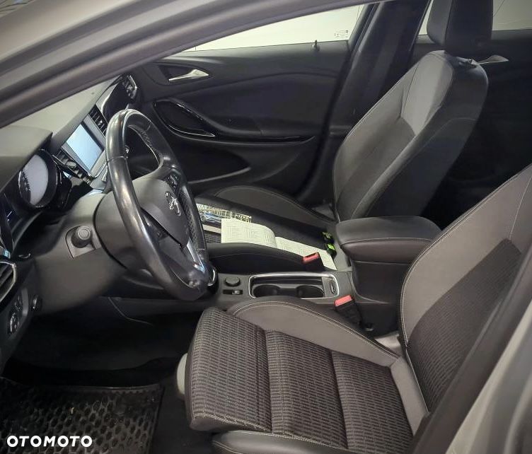 Opel Astra 1.5 CDTI Business Elegance S&S - 12