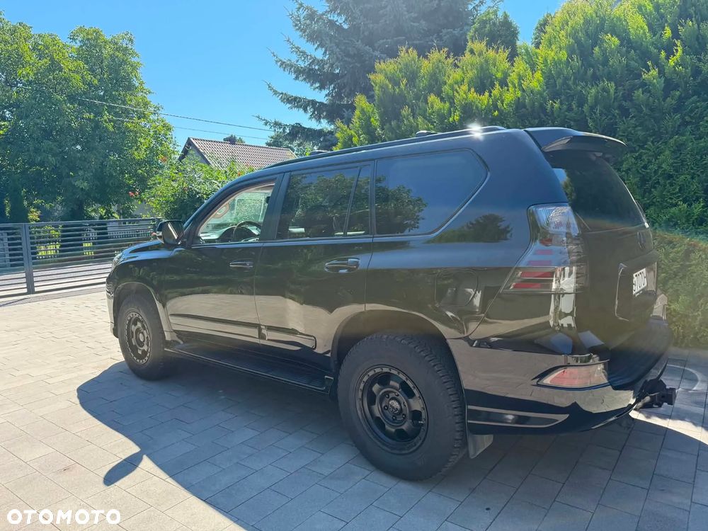 Lexus GX - 2