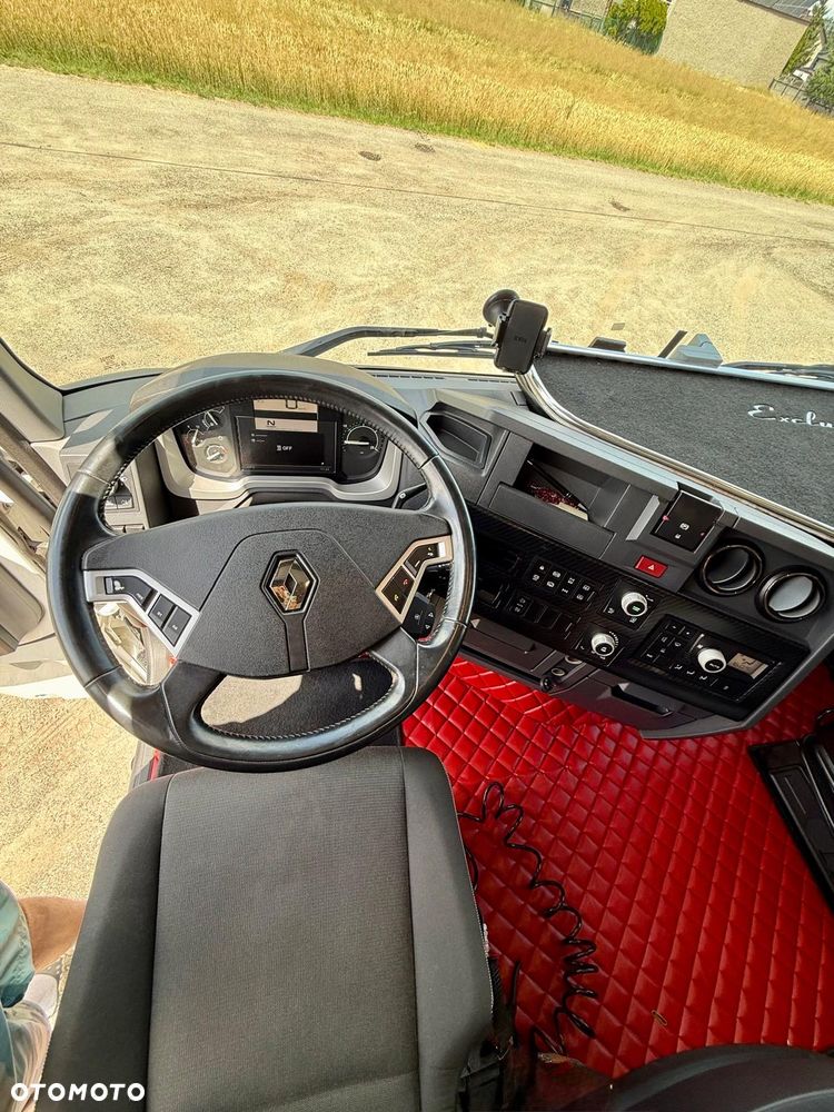 Renault Gama T 520 - 10