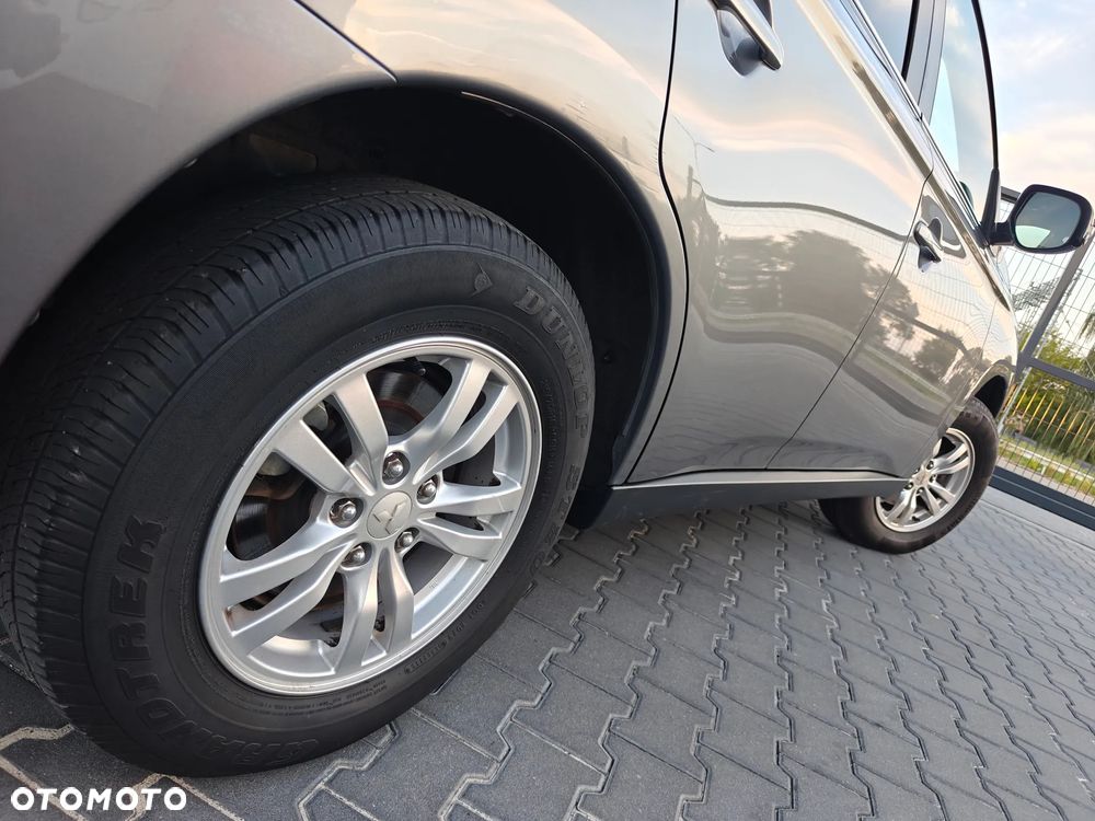 Mitsubishi Outlander 2.2 DI-D 2WD Invite - 25