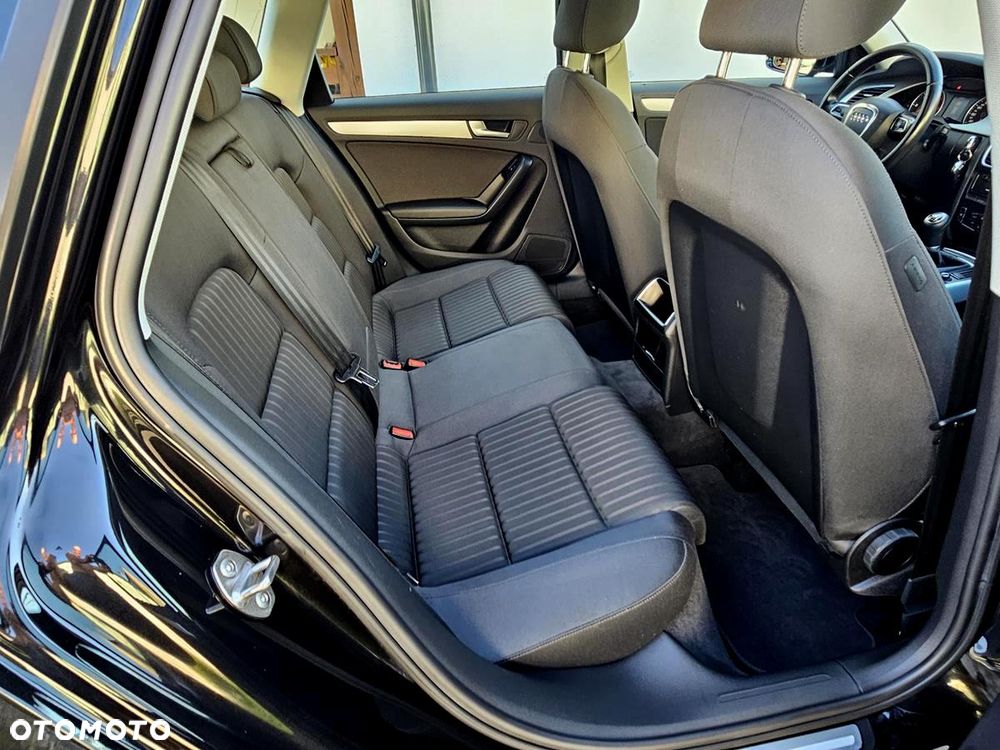 Audi A4 Avant 2.0 TDI DPF Ambiente - 26