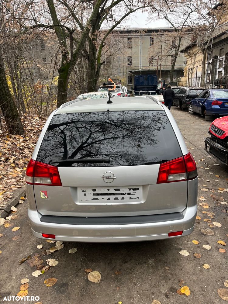 Dezmembrez Opel Vectra C facelift break gri argintiu 1,9 diesel 120CP gri argintiu piele - 15