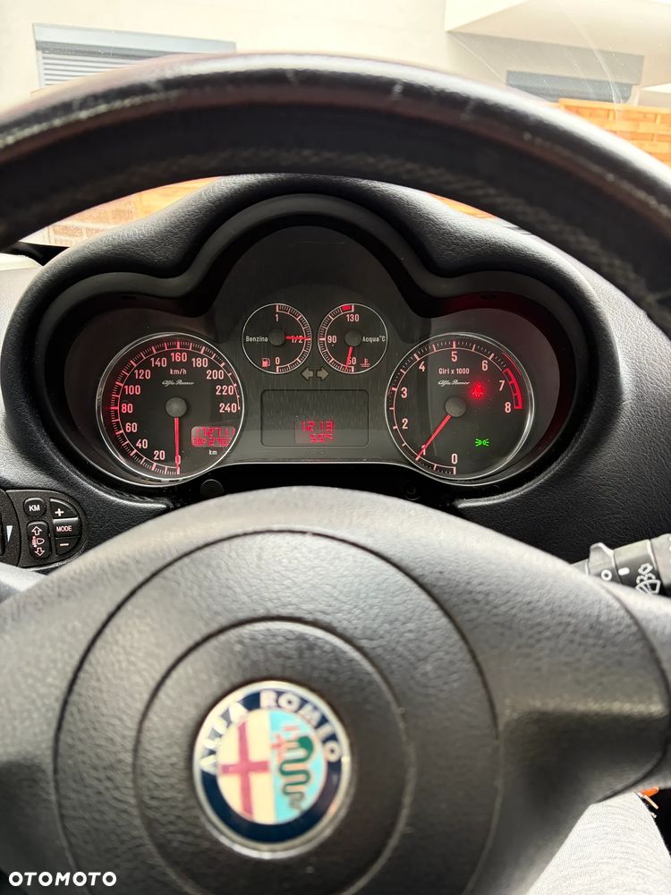 Alfa Romeo 147 1.6 Twin Spark Impression - 8