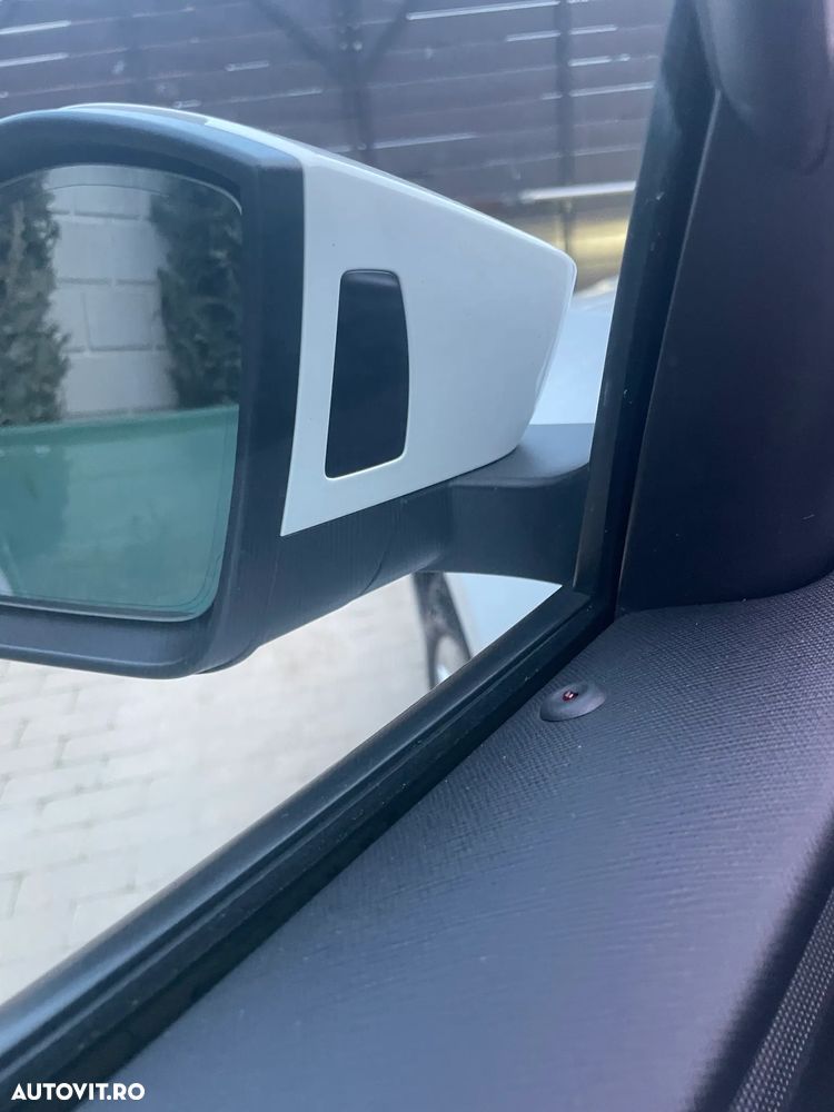 Skoda Octavia 2.0 TDI DSG Ambition - 22