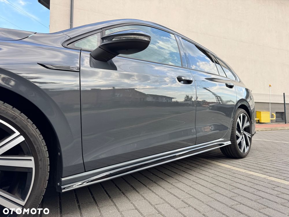 Volkswagen Golf 1.5 eTSI OPF DSG R-Line - 17