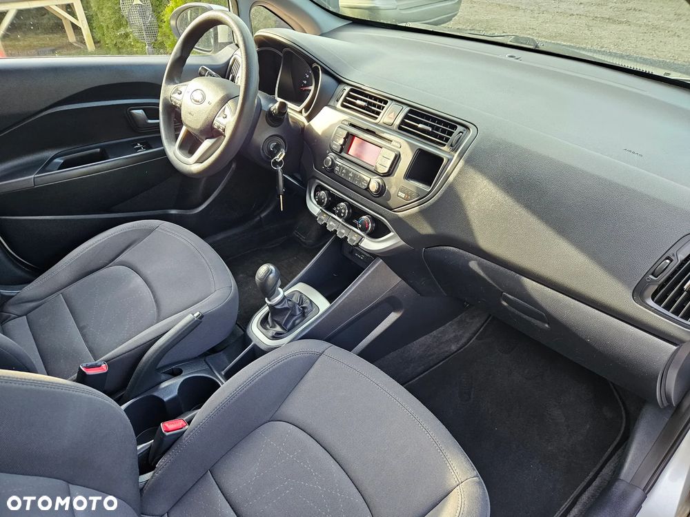 Kia Rio 1.4 Edition 7 - 13