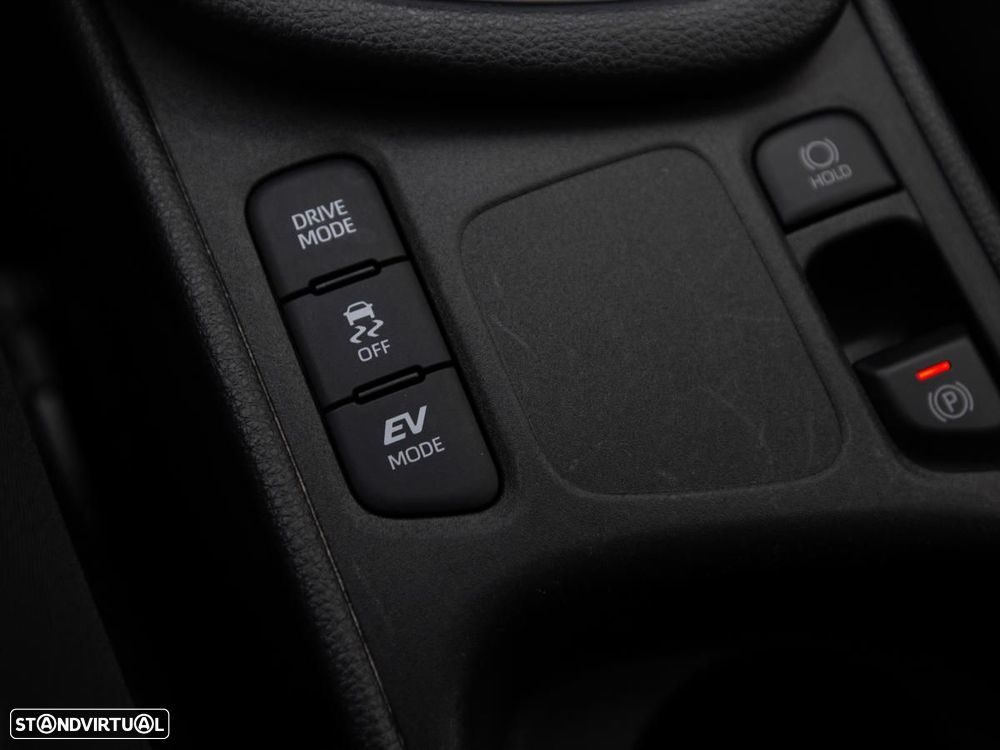 Toyota Yaris 1.5 HSD Comfort - 18