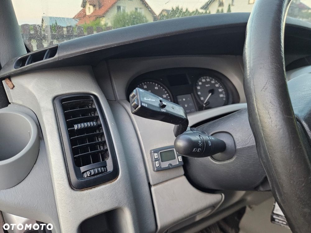 Opel Vivaro - 12