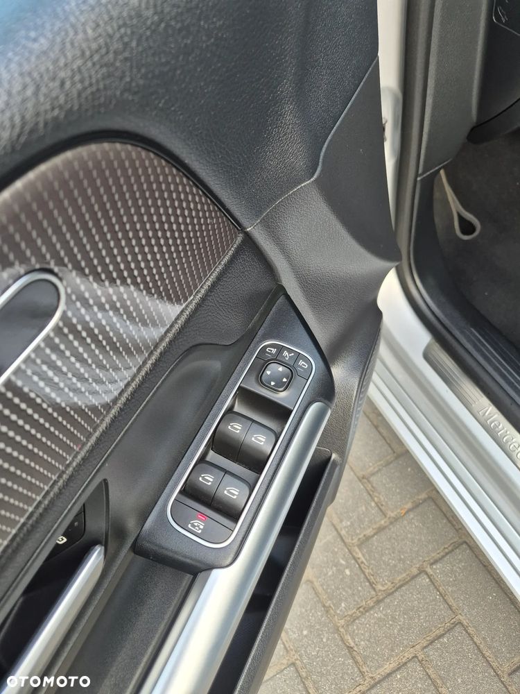Mercedes-Benz Klasa B 220 d 8G-DCT AMG Line - 23